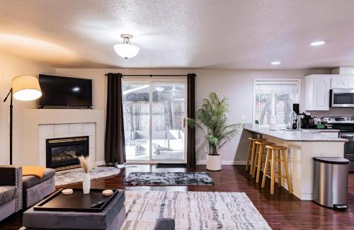 Vancouver House | Backyard hot tub for your family