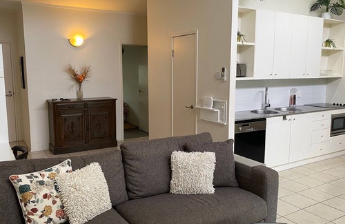 Rainbow Beach Apartment | Baden 86 - Rainbow Shores. Walk To Beach - Top Floor - Air conditioned Unit. Free Wi-Fi