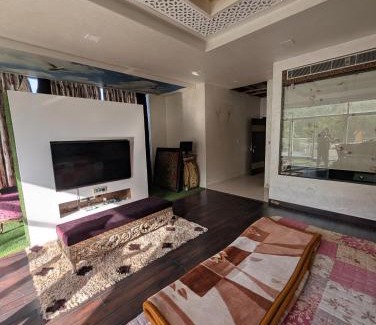Kalwad Kalan and Khurd House | Bagh By Namah