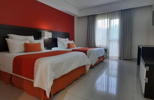 Santiago Hotel | Bahía Escondida