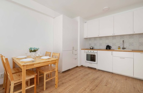 Katowice Apartment | Baildona 18C | Bright Apartment | Balcony, Parking