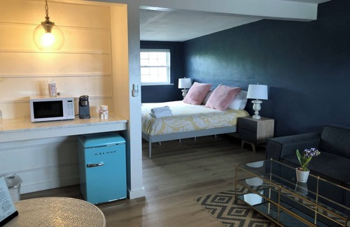 Mid-Coast and Islands Hotel | BAILEY ISLAND MOTEL