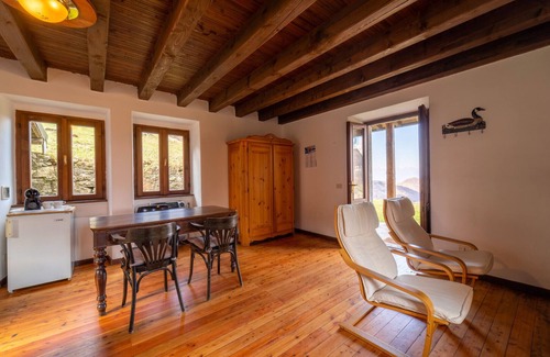 Civenna Ski Chalet | Baita Gemma - P.IVA