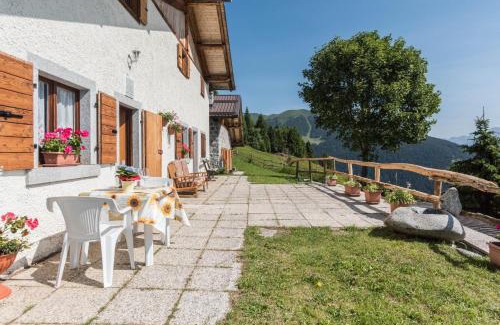 Sella Giudicarie Apartment | Baita Località Cap