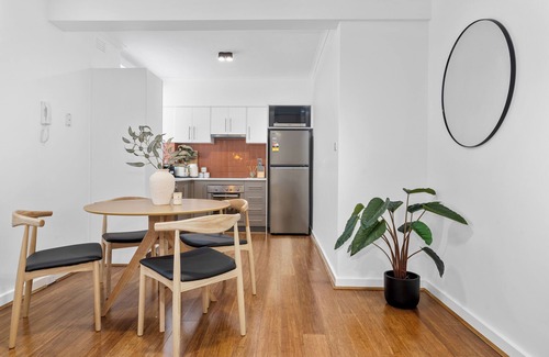 Balaclava Apartment | Balaclava City Hub by Ready Set Stay