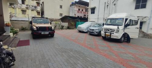 Velankanni Hotel | Balaji residency velankanni