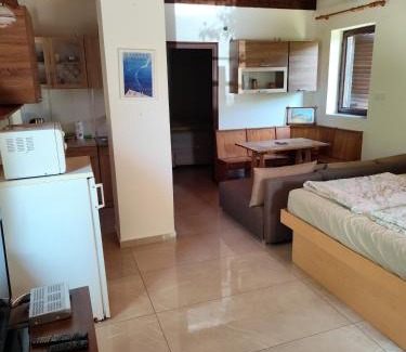 Balatonkiliti House | Balassa Weekendhouse