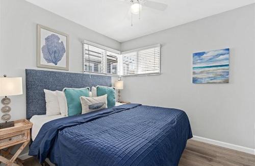Balboa Island House | Balboa Paradise - Renovated Coastal Haven