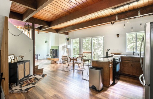 Neskowin House | Baleen. Gorgeous outdoor sauna, stylish interior, pet friendly.