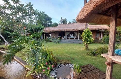Suraberata Villa | Bali Beach Eco Villas Pondok Matekap