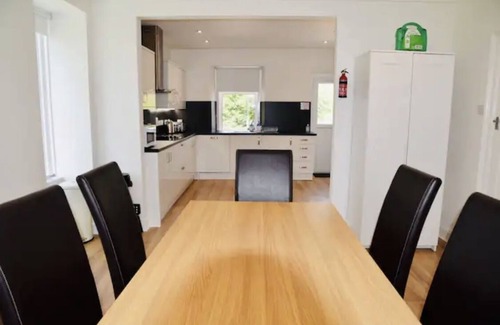 Glenmoriston Cottage | Balintombuie Holiday Home