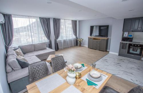 Gabrovo Apartment | Balkan Tower Deluxe Ultra