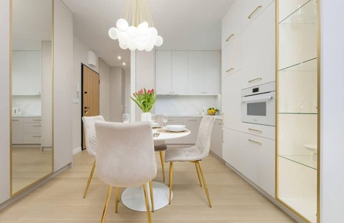 Brodno Apartment | Balkonowa 5C | Chic Apartment | Parking
