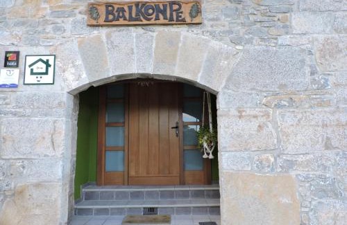 Basaburua House | Balkonpe Landa Etxea