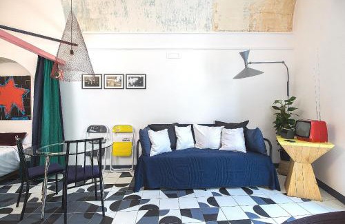 Molfetta Apartment | Balloon Design Studio Apartment