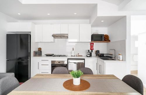 Balmain House | Balmain Beauty with Spacious Garden