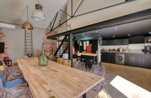 Grisolles Villa | BALNEO SPA LOFT