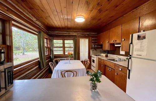 Rosedale Cottage | Balsam Lake Villa Cottages: 3-Bedroom Cottage #14