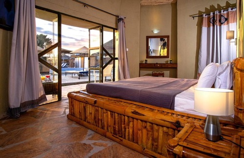 Kololi Hotel | Bamboo Village Resort