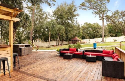 Orlovista Villa | Banana Leaf Villa-Island groove-Standard room