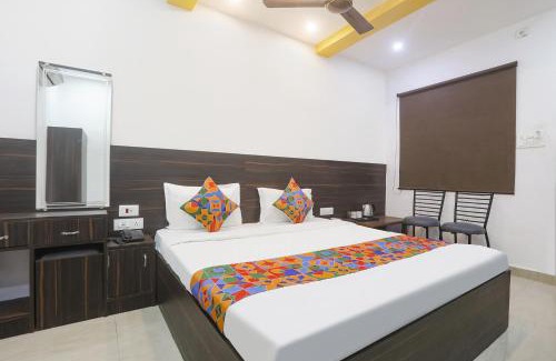 Lanka Hotel | Banarasi Kothi