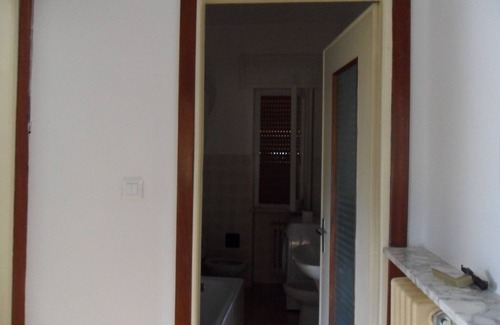 Erli Apartment | BandB: two bedrooms; shared bathroom, kitchen, living room, balcony, parking