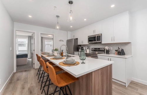 Harvie Heights Apartment | Banff Gateway Villa | Hot Tub | Parking