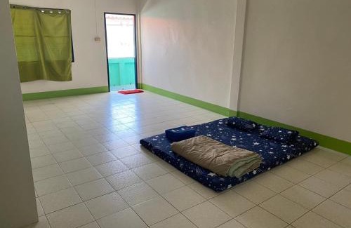 Chonburi Hotel | Bangsaen Budget Hotel