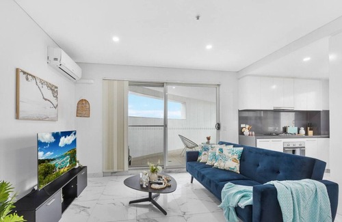 Bankstown Apartment | Bankstown Comfort Haven - 2BR, 2Baths, Parking