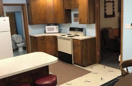 Orleans House | Bantam's Cabin your home away from home!