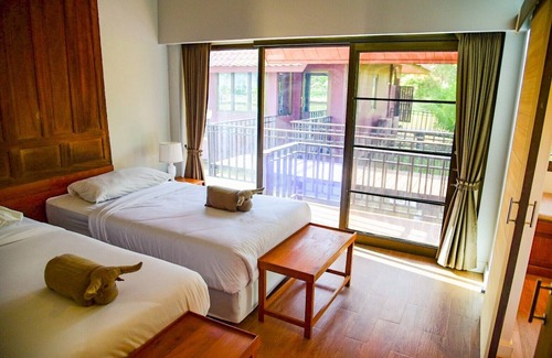 Sawankhalok Hotel | Banthongna