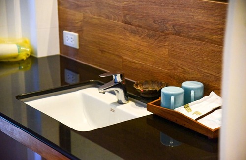 Sawankhalok Hotel | Banthongna
