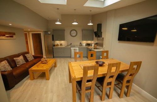 Adderbury House | Banwell - 4 bedroom Cotswold cottage, Oxfordshire