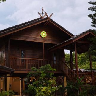 Thong Krut House | BANYASAMUI Wooden House, Sauna, Cold & Hot Bath in Koh Samui
