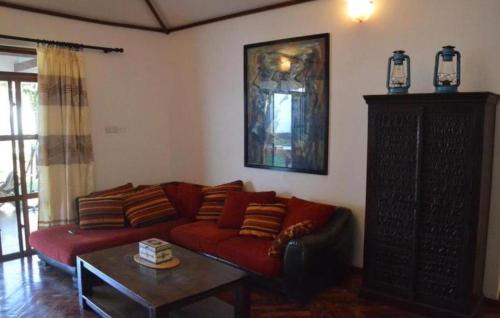 Moshi Bed & Breakfast | Barazani Garden House