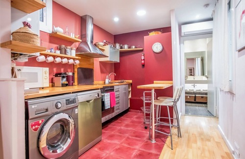 El Born Apartment | BARCELONA LUXURY * FABULOUS LOCATION* CITY CENTRE - GREAT REVIEWS
