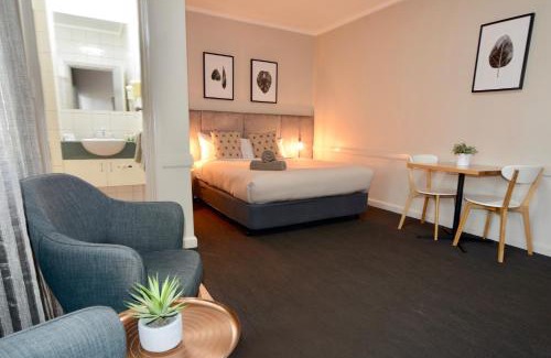 Bendigo Hotel | Barclay On View