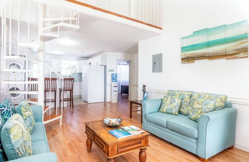 Leeward Settlement Cottage | Barefoot Luxury – Silver Palms Cottage # 1, Beachfront with Pool on Long Bay
