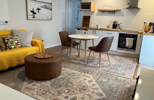 Shoalhaven Heads Apartment | Barefoot Studio At The Heads. Pet Friendly