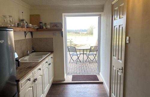 Darlington Cottage | BARFORTH HALL PARLOUR, pet friendly, with a garden in Gainford