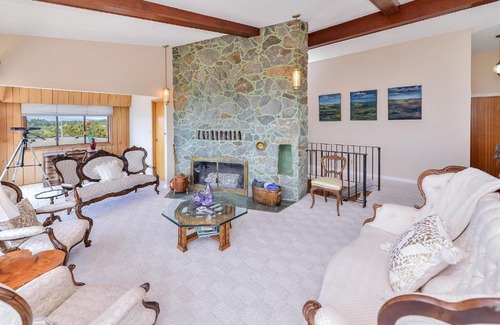 Fairfield Villa | Barkley Manor Executive
