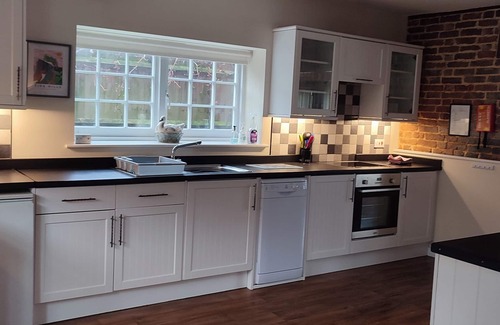 Upper Dicker Cottage | Barley cottage ,(granarycottages) in an old converted barn Chiddingly,lewes