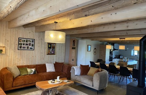 Bulson House | BARLEY GRAIN AND DOGWOOD
