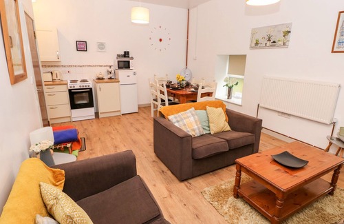 Margam Cottage | BARN 2, pet friendly, with a garden in Ystradgynlais