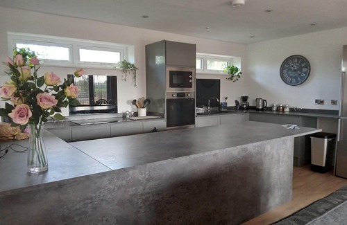 East Huntspill Apartment | Barn conversion for rent situated next to a working horse yard