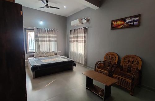 Mahasamund House | Barn field Villa and Farmstay