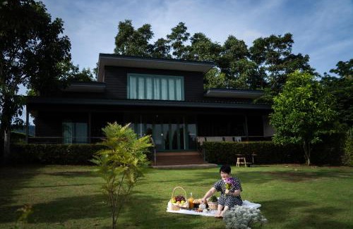 Pong Ta Long House | Barn House Pet Friendly