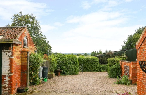 Louth Cottage | Barn Owl