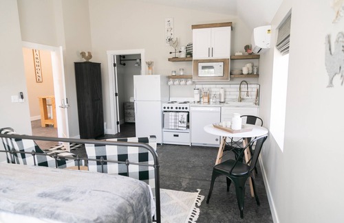 Hurricane House | Barn Stay