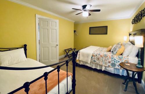 Lucas Bed & Breakfast | Barren Breeze Bed and Breakfast